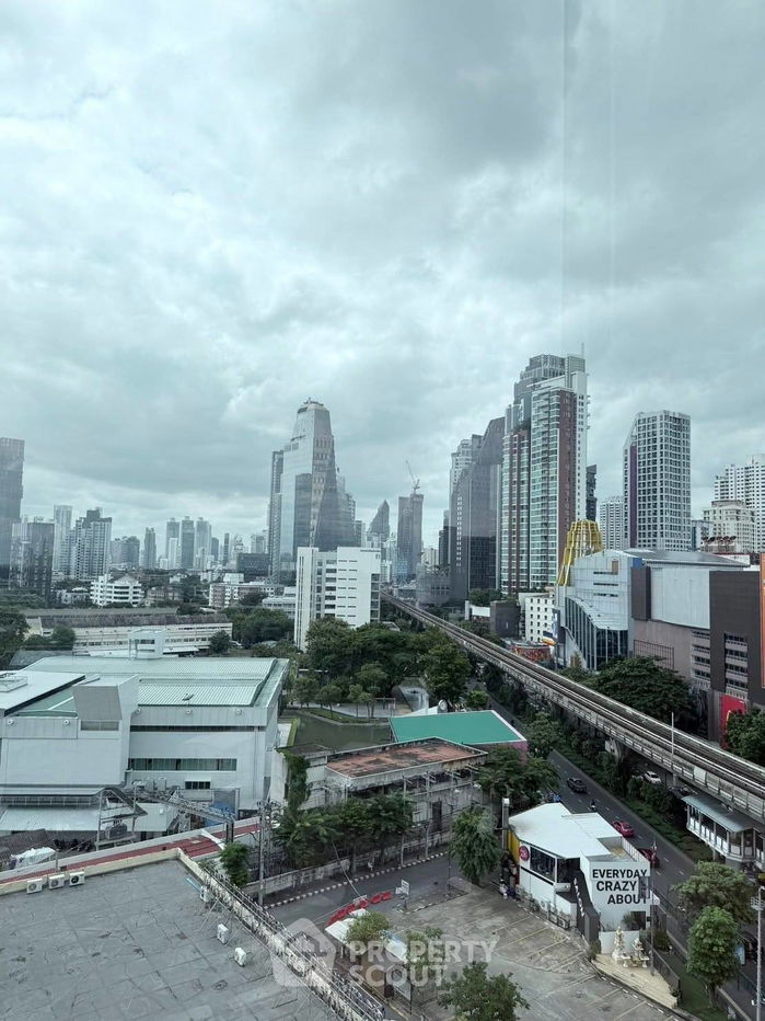 picture 3-BR Condo at Nusasiri Grand Condominium near BTS Ekkamai (ID 2325049) - 7/30