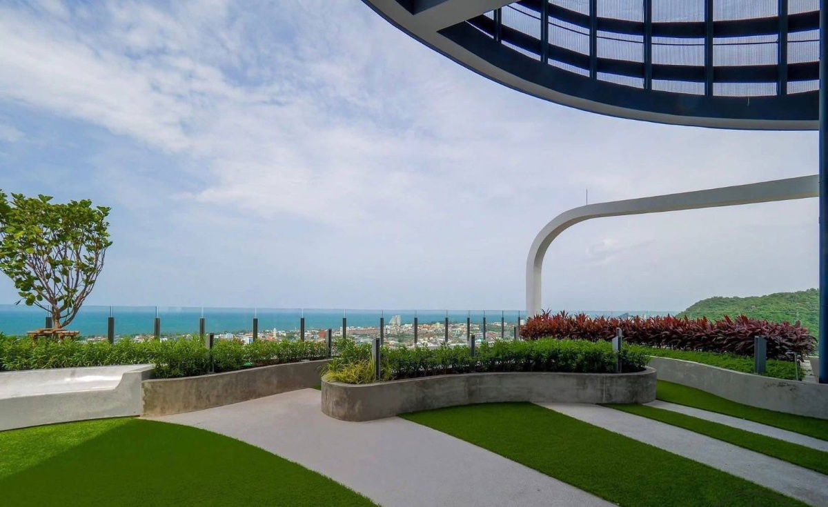 picture Condo for Sale [Down Payment] : Supalai Blue Whale Hua Hin - 2 bedrooms, 5th floor, fully furnished. Condo with sea + mountain + swimming pool views. - 31/46
