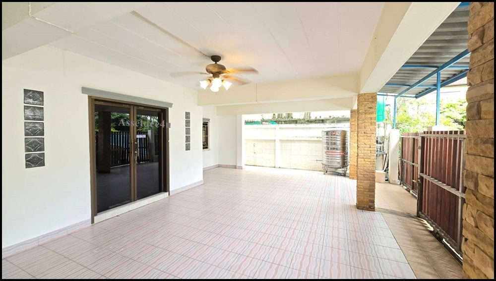 รูป AH609 ให้เช่าบ้านเดี่ยว เสนานิเวศน์1 บ้าน 6 ห้องนอน ไม่มีเฟอร์นิเจอร์ - รูปที่ 2/10