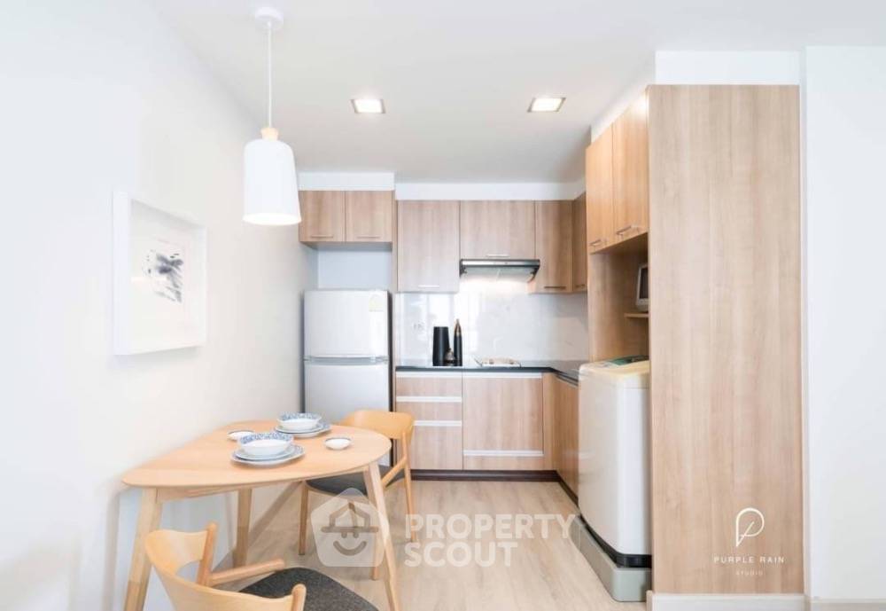 picture 2-BR Condo at The Alcove Sukhumvit 49 near BTS Phrom Phong (ID 1638460) - 7/13