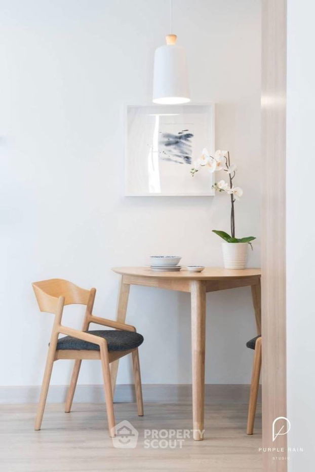 picture 2-BR Condo at The Alcove Sukhumvit 49 near BTS Phrom Phong (ID 1638460) - 9/13
