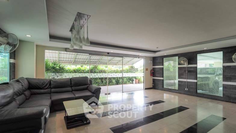 รูป คอนโด 1-ห้องนอน ที่ ไฮด์พาร์ค เรสซิเดนซ์ 1 พระตำหนัก ใกล้ ถนนพระตำหนัก พัทยา (ID 2053853) - รูปที่ 8/9