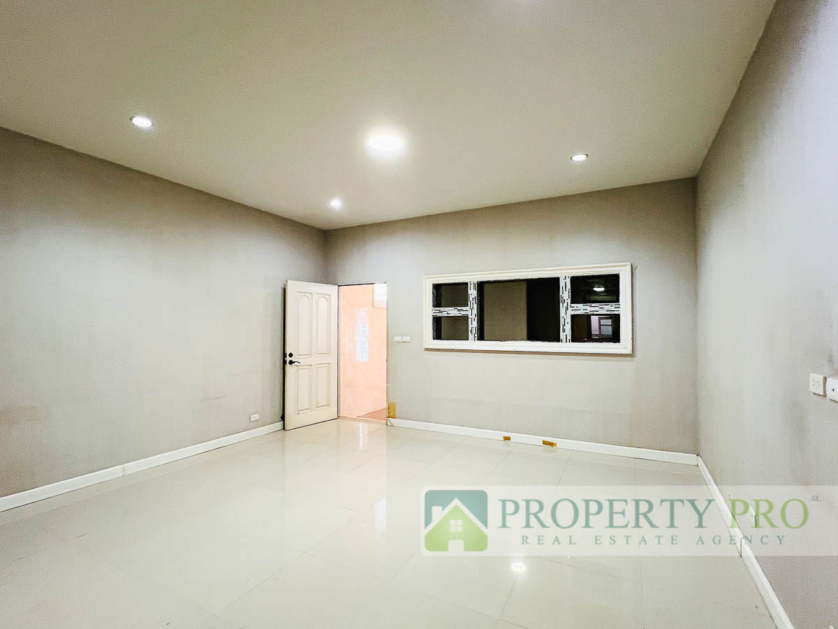 รูป ขาย บ้าน ธนาภิรมย์ ศรีนครินทร์ วงแหวน ทาวน์เฮาส์ 3 ชั้น 4 ห้องนอน 23 ตรว 168 ตรม ราคาถูกมาก ใกล้ MRT ศรีเทพา เทพารักษ์ ด่านสำโรง : SL25S-020 - รูปที่ 5/21
