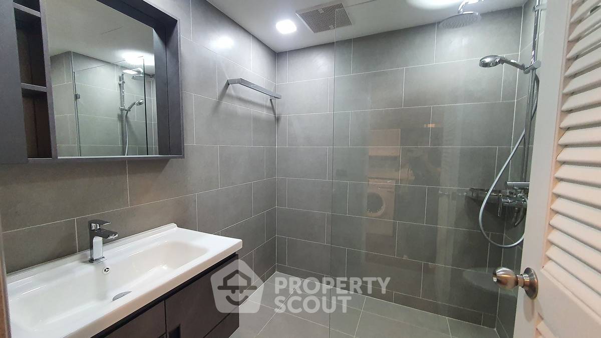 picture 1-BR Condo at Sukhumvit Suite near BTS Nana (ID 1227281) - 11/11