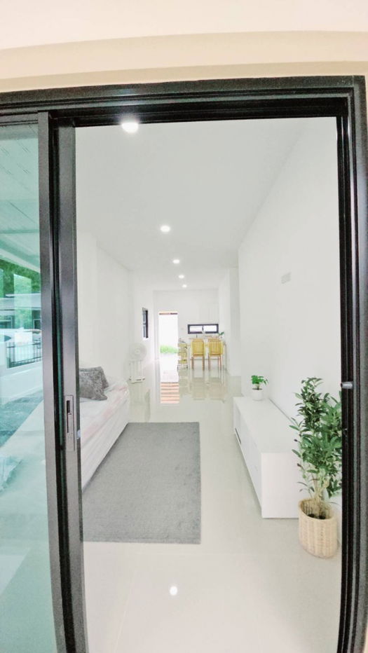 รูป ให้เช่าบ้านเดี่ยว เฟอร์ แอร์ครบ 2นอน 2น้ำ 6900/ด. 56ตร.วา ใกล้เซ็นทรัล 10กม. - รูปที่ 30/43