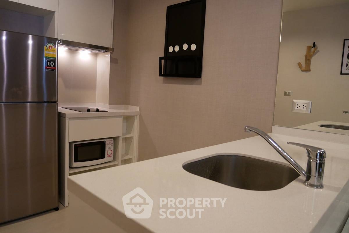 รูป คอนโด 1-ห้องนอน ที่ ริทึ่ม สุขุมวิท42 ใกล้ BTS เอกมัย (ID 596063) - รูปที่ 6/14