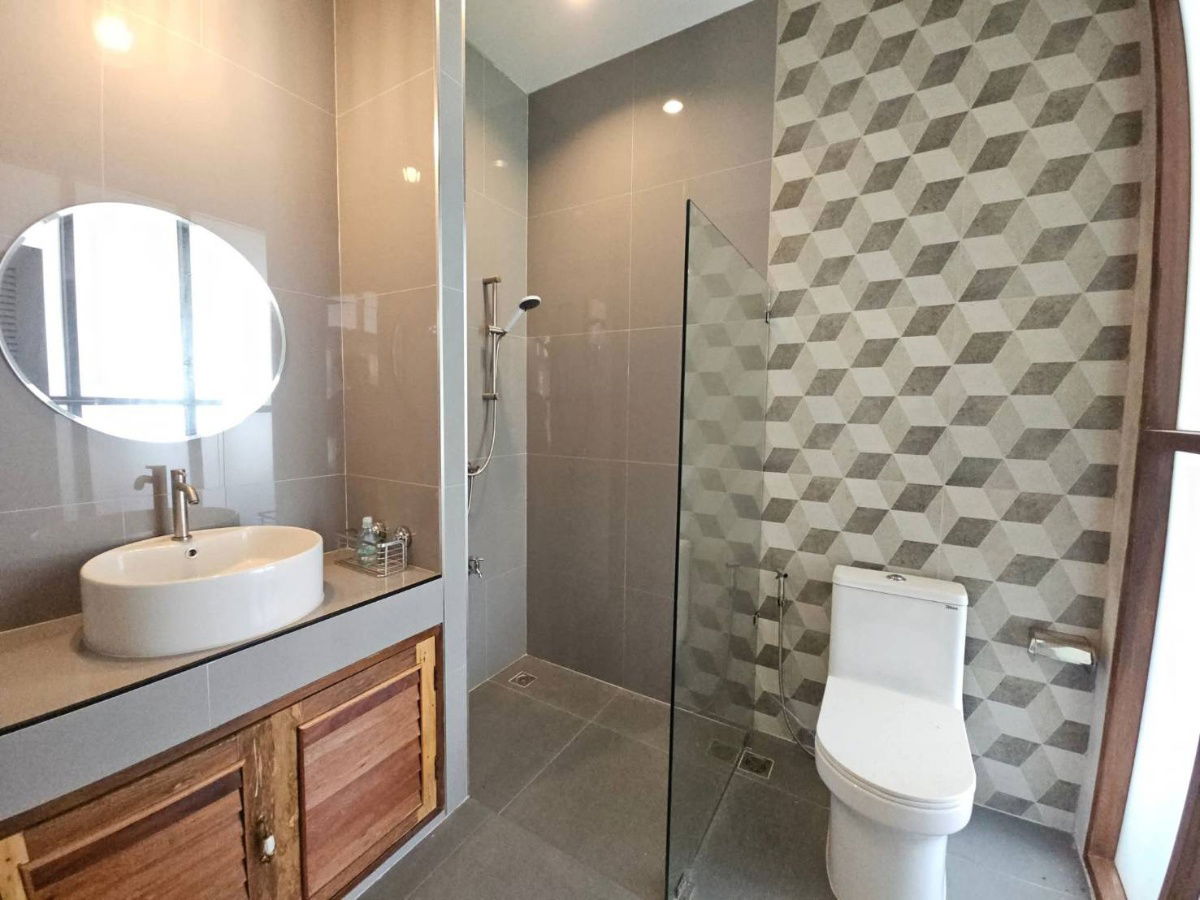 รูป ขายบ้าน สไตล์โคโลเนียลผสมล้านนา อ.แม่ริม จ.เชียงใหม่ พร้อมสระว่ายน้ำส่วนตัว T.0946511456 - รูปที่ 16/24