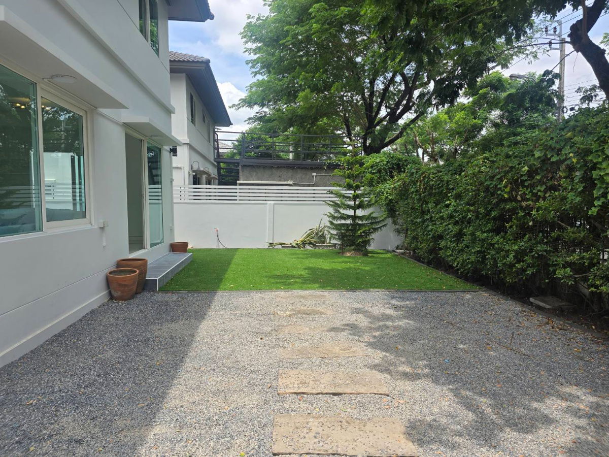 รูป บ้านเดี่ยว ม.ชัยพฤกษ์ ตกแต่งรีโนเวทใหม่ กว้างพร้อมสวนสวย ราคาถูกคุ้ม พร้อมเฟอร์นิเจอร์ ถนนพระยาสุเรนทร์30 ซอยแสงสี คลองสามวา - รูปที่ 48/51