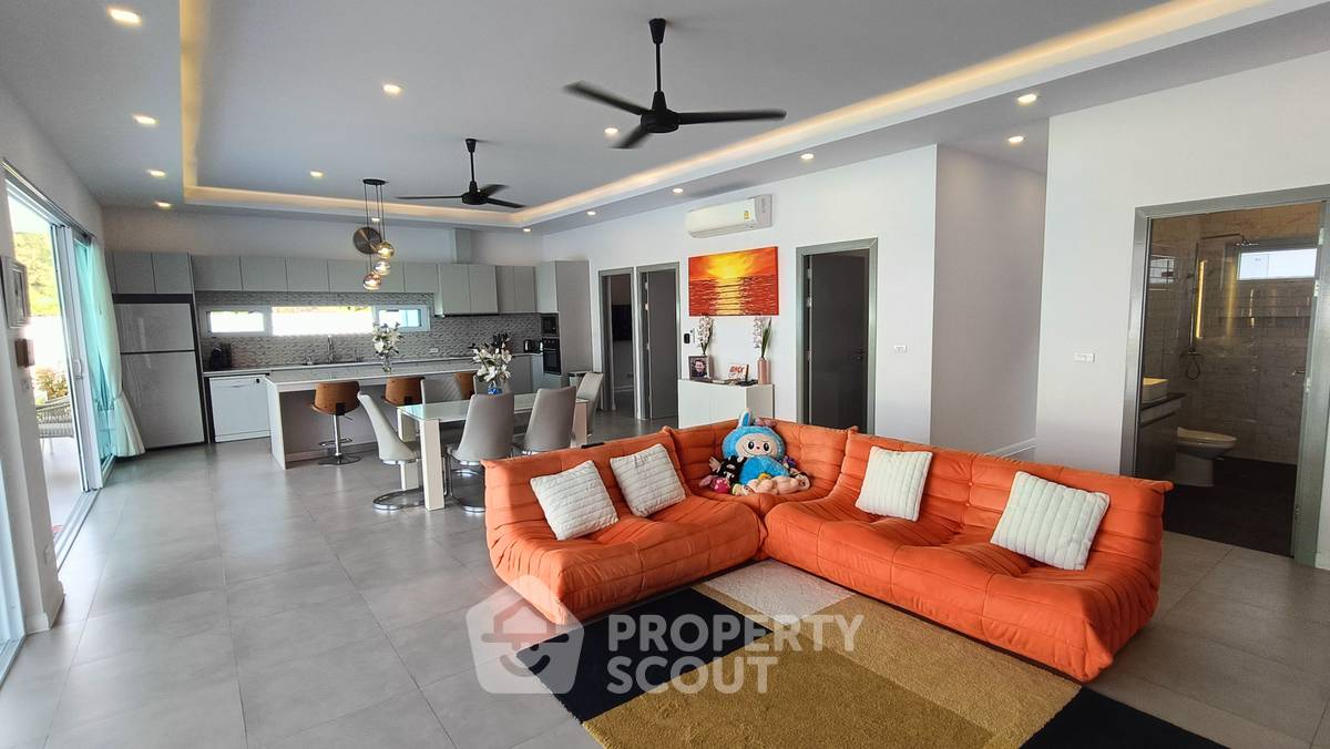 รูป วิลล่า 4-ห้องนอน ใน หินเหล็กไฟ (ID 2033609) - รูปที่ 25/30