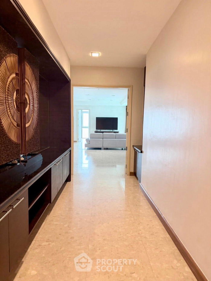 picture 3-BR Condo at Nusasiri Grand Condominium near BTS Ekkamai (ID 2325049) - 4/30