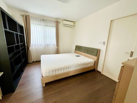 picture FOR RENT MANTANA BANGNA KM.7 / 4 bedrooms 3 bathrooms / 70 Sqw. 185 Sqm. **75,000** JUST 5 MINUTES FROM MEGA BANGNA - 13/14