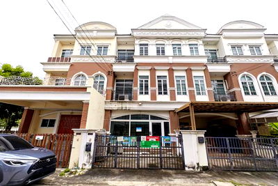 ทาวน์โฮม สถานีรถไฟฟ้าแจ้งวัฒนะ 14 : ทาวน์เฮ้าส์ สำหรับขาย เดอะ พาราไดซ์ แจ้งวัฒนะ ทุ่งสองห้อง เขตหลักสี่ กรุงเทพมหานคร