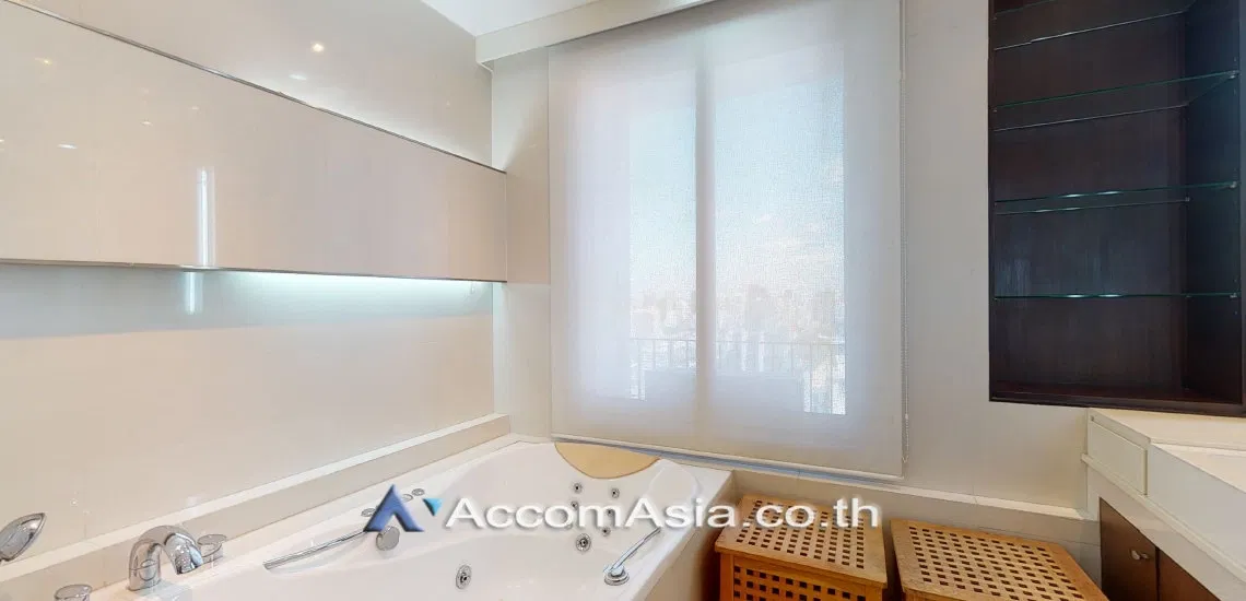 รูป 🔼🔽 AccomA 📩 Duplex Condo 2 BR Condominium @ICON III (AA18963) - รูปที่ 8/10