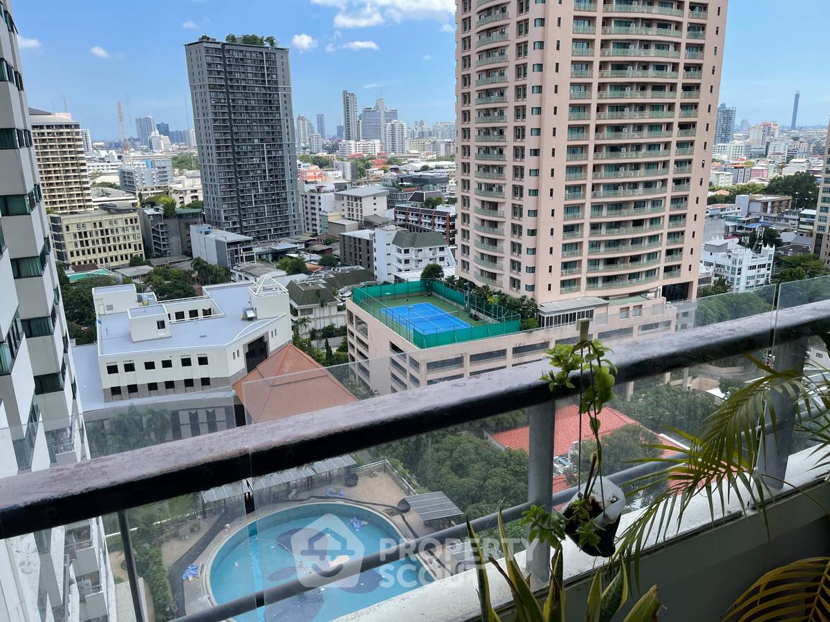 picture 16th-Floor 2-BR At Sathorn Gardens Near MRT Silom (ID 1284912) - 6/7