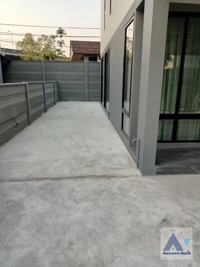 รูป 🔼🔽 AccomA 📩  3 BR Townhouse @Nue Connex Don Mueang (AA41866) - รูปที่ 13/13