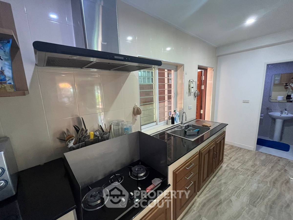 รูป วิลล่า 3-ห้องนอน ใกล้ ตลาดโต้รุ่งหัวหิน (ID 1734745) - รูปที่ 10/35