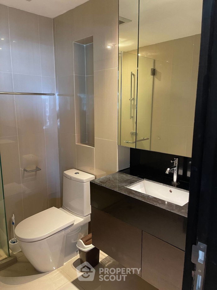 picture 16th-Floor 2-BR At Sathorn Gardens Near MRT Silom (ID 1284912) - 7/7