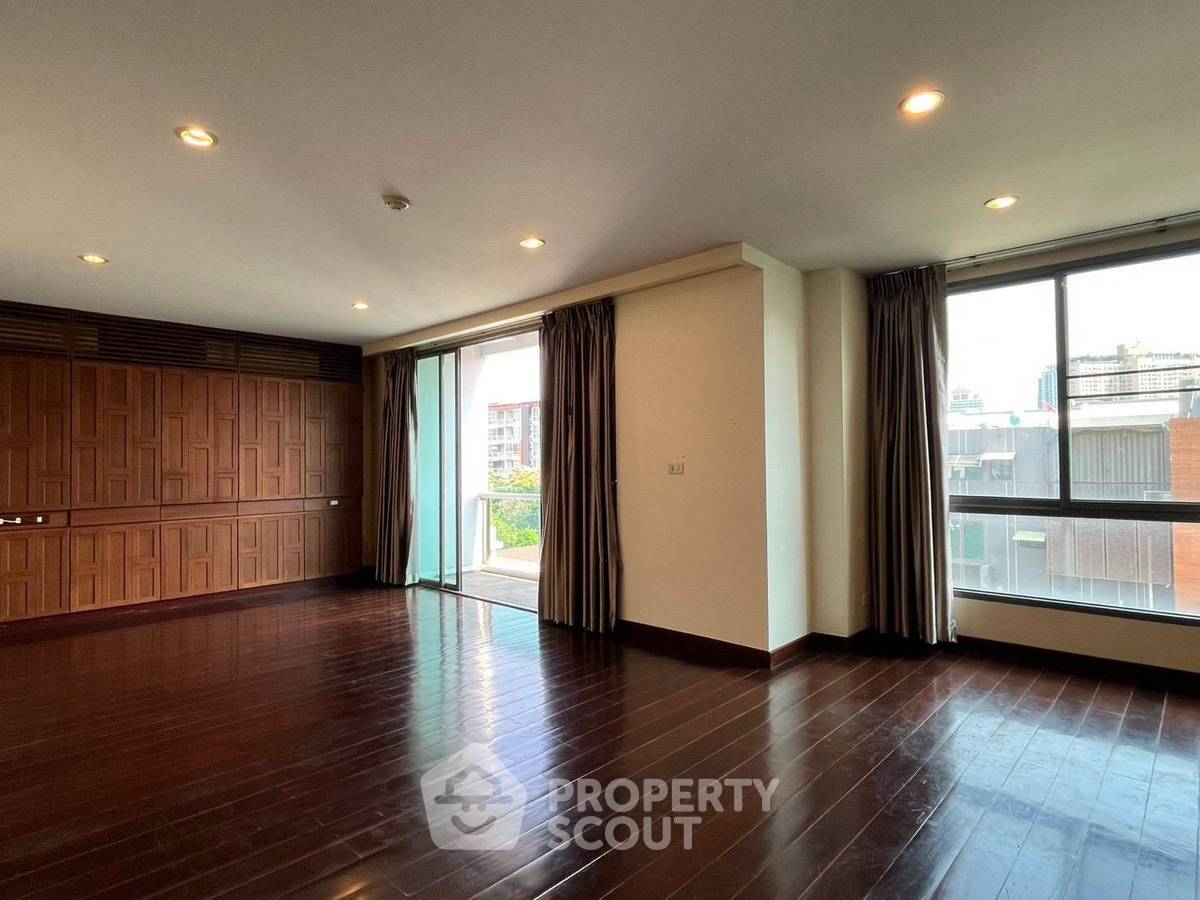 รูป คอนโด 3-ห้องนอน ที่ ดี 65 คอนโดมิเนียม ใกล้ BTS เอกมัย (ID 2237302) - รูปที่ 17/23