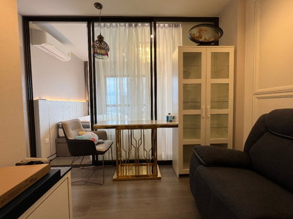 Condo The Politan Aqua Floor 42