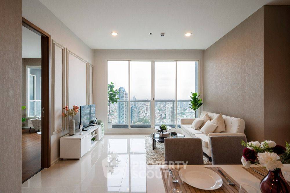 picture 2-BR Condo at Menam Residences in Wat Phraya Krai (ID 1540016) - 1/10