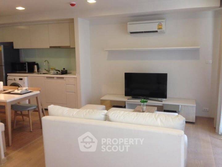 รูป คอนโด 1 ห้องนอน LIV @ 49 ย่านพร้อมพงษ์ ใกล้ BTS ทองหล่อ (ID 384787) - รูปที่ 3/4