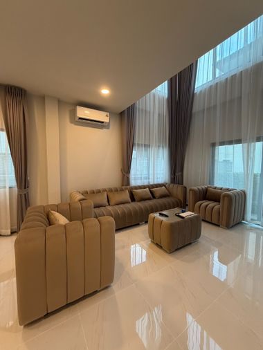 ให้เช่าบ้านเดี่ยว 4 ห้องนอน 70 ตร.ม. 313 ตร.ว. เขตบางนา