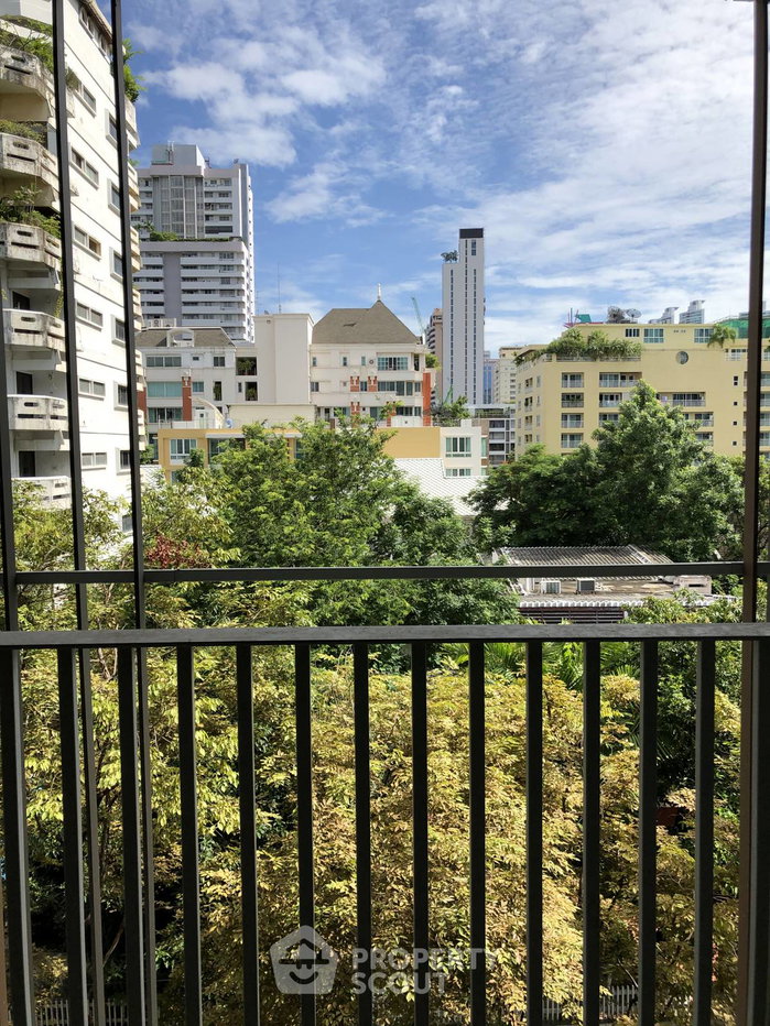 picture Great Value 2-BR Condo At Via 31 Near MRT Sukhumvit (ID 390081) - 6/18