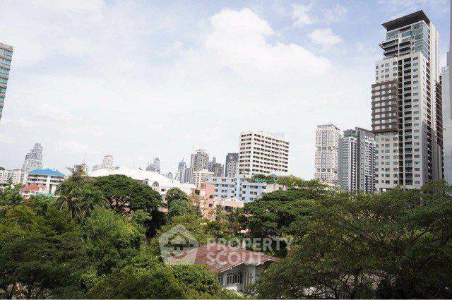 picture 2-BR 135 Sqm Baan Suanpetch Condominium Near BTS Phrom Phong (ID 715847) - 25/25
