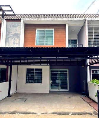 Townhouses for rent : R2716 Townhome For Rent The Color Premium Bangna Km.8