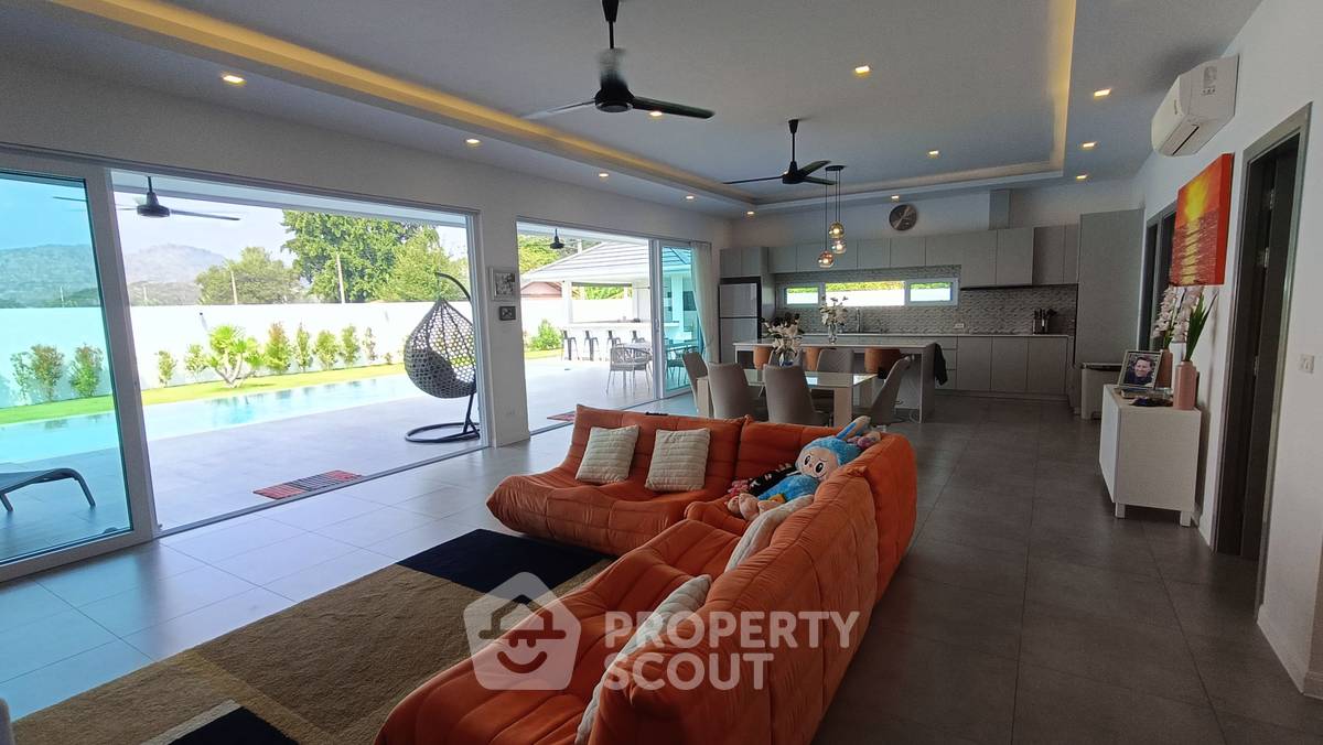 รูป วิลล่า 4-ห้องนอน ใน หินเหล็กไฟ (ID 2033609) - รูปที่ 22/30