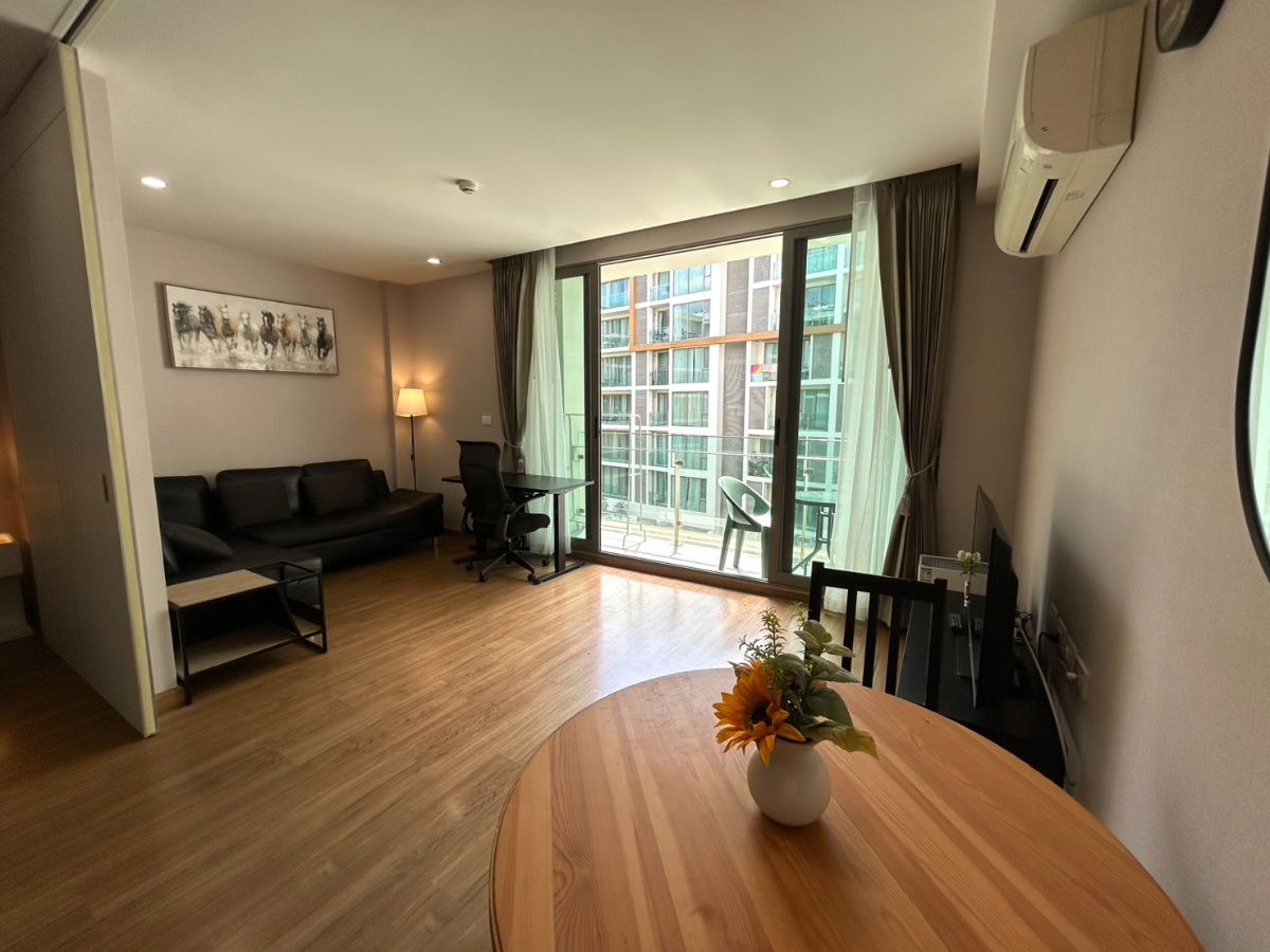 รูป เดอะ นิมมานา คอนโด ให้เช่า 1ห้องนอน วิวสระว่ายน้ำ คอนโดใจกลางถนนนิมมาน โทร 082-389-9314 บู - รูปที่ 22/35