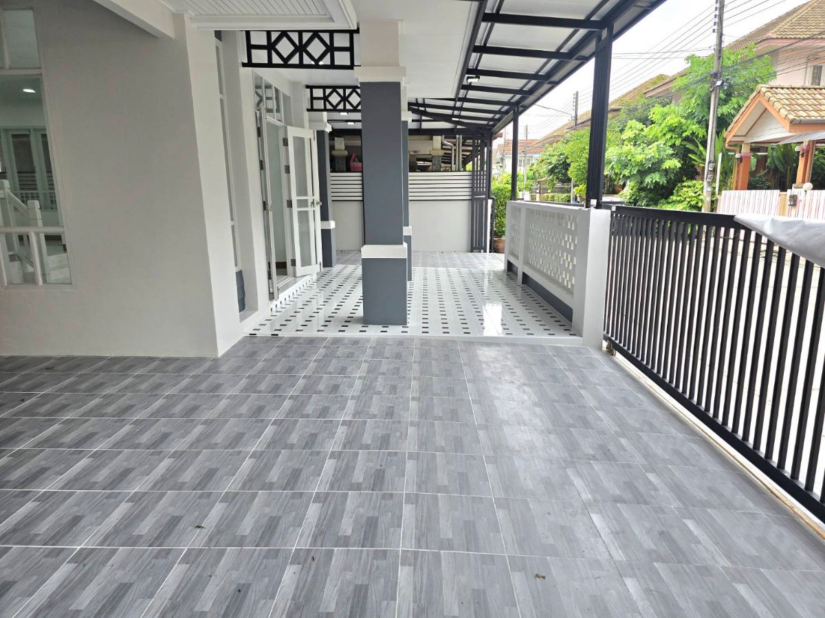 รูป บ้านเดี่ยว แต่งใหม่ กว้างขวาง ราคาถูก หมู่บ้าน วรางกูล ลำลูกกา เลียบคลอง 3 ถนนชลมาร์คพิจารณ์ เ - รูปที่ 13/48