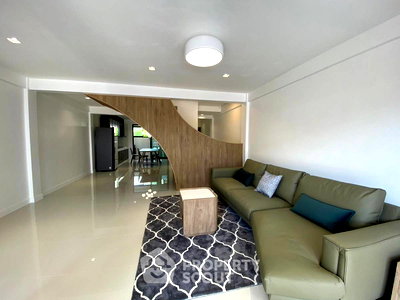 Townhouses for rent BTS Bang Na : 3-BR Townhouse near BTS Udom Suk (ID 2049818)