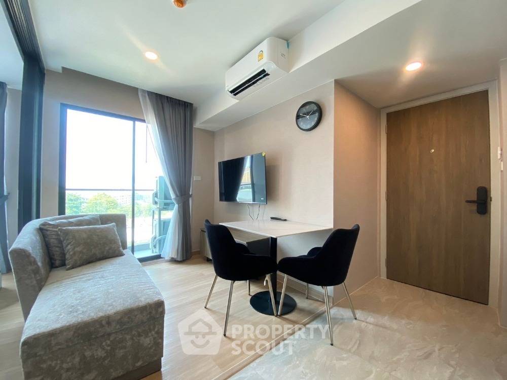 picture 1-BR Condo at Lloyd Soonvijai-Thonglor in Bang Kapi (ID 1844359) - 4/10