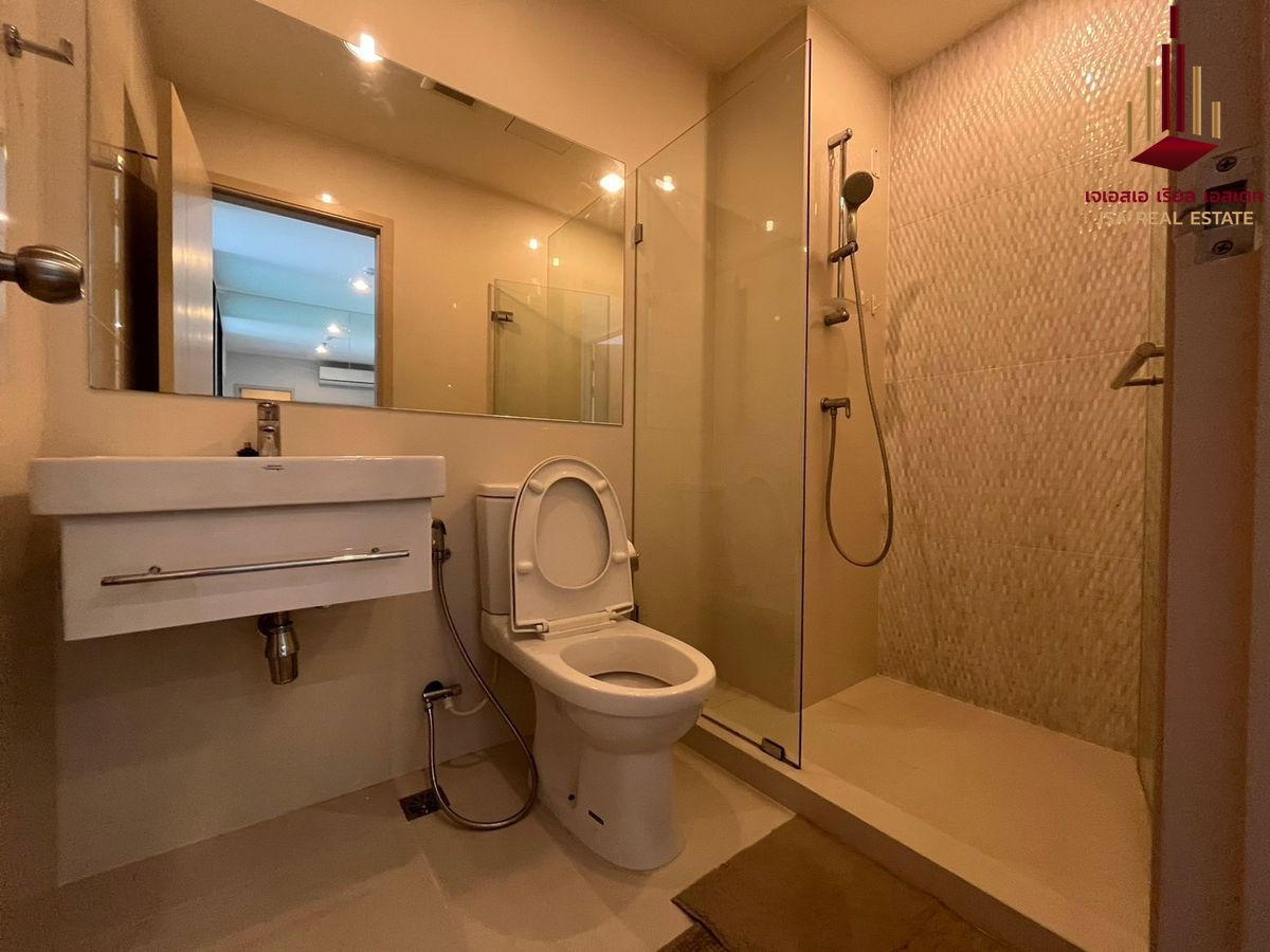 picture ✨ For Sale: Life Pinklao Condo ✨  💰 Only 2,600,000 THB - 6/6