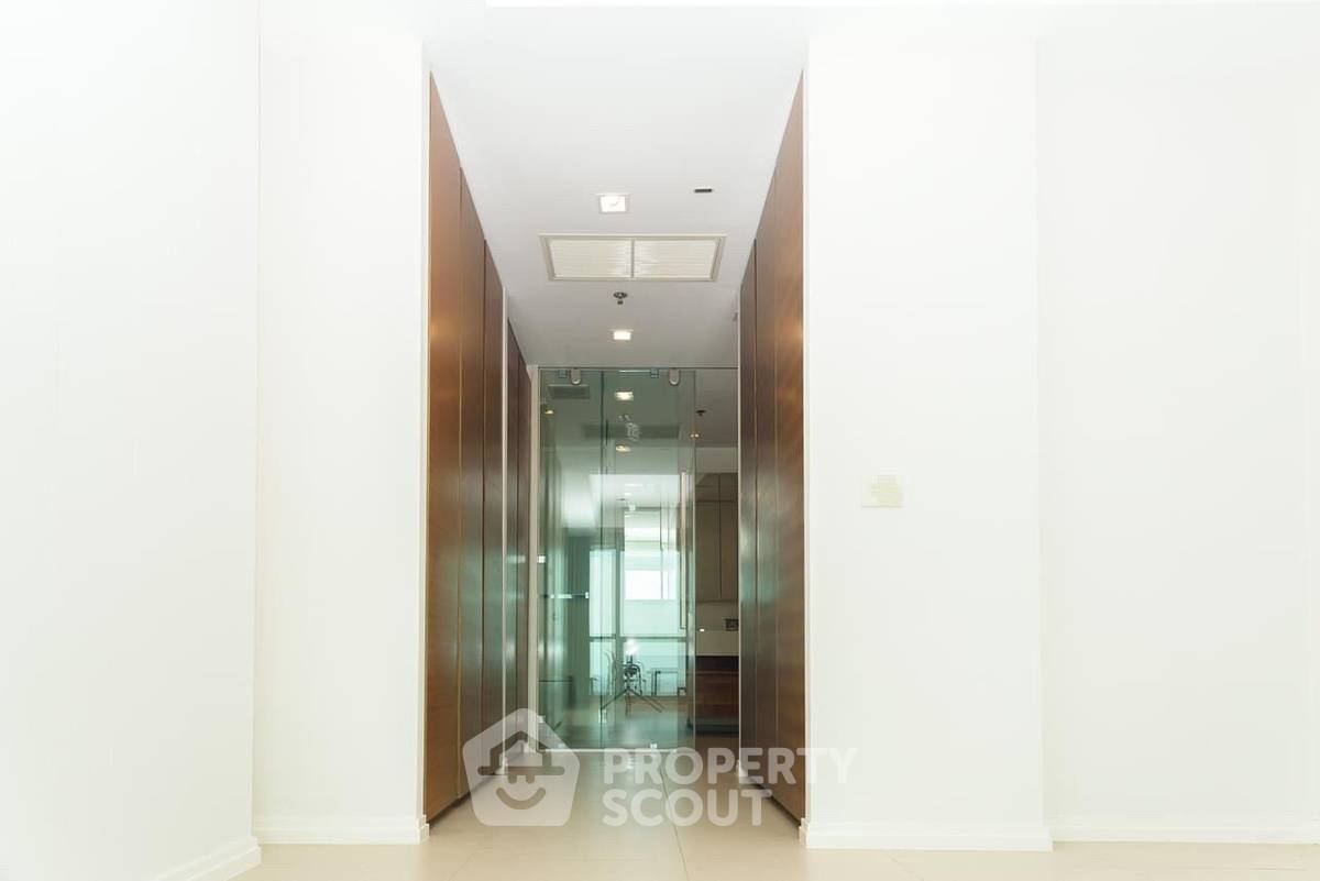 รูป คอนโด 2-ห้องนอน ที่ เดอะ ริเวอร์ คอนโดมิเนียม ใกล้ BTS สะพานตากสิน (ID 1507219) - รูปที่ 19/19