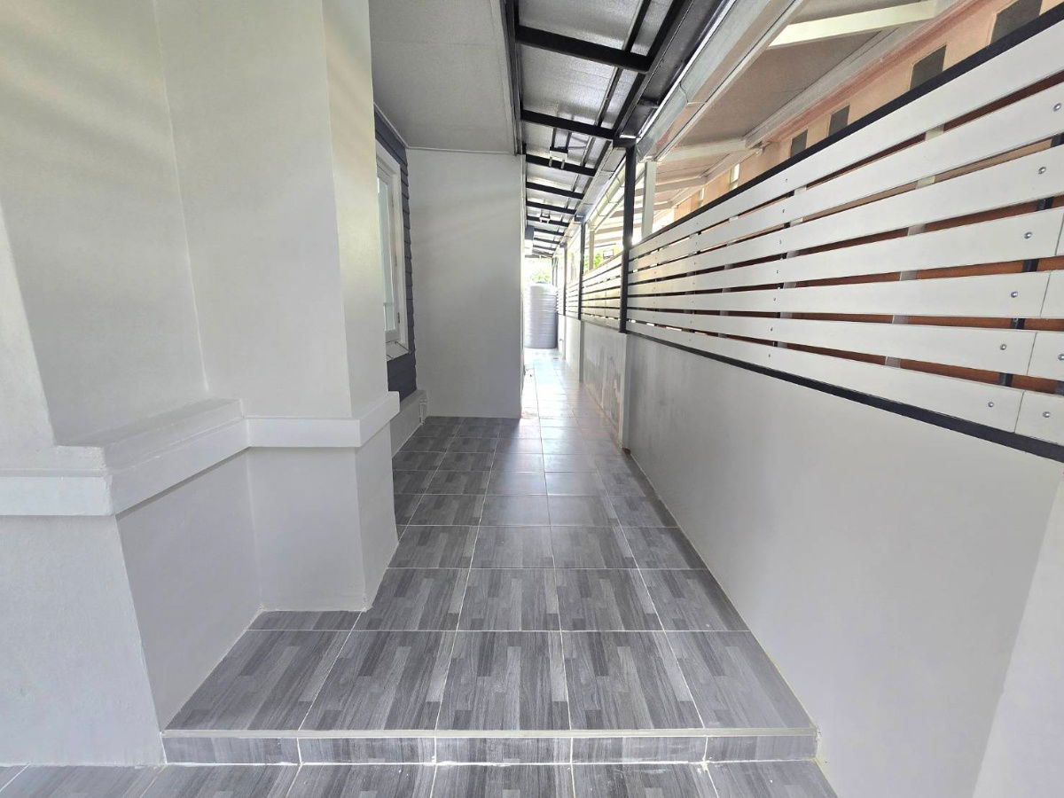 รูป บ้านเดี่ยว แต่งใหม่ กว้างขวาง ราคาถูก หมู่บ้าน วรางกูล ลำลูกกา เลียบคลอง 3 ถนนชลมาร์คพิจารณ์ เ - รูปที่ 9/48