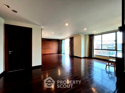 Condos for sale : 3-BR Condo at CLICK CONDO Modern Sukhumvit 65 near BTS Ekkamai (ID 2237302)