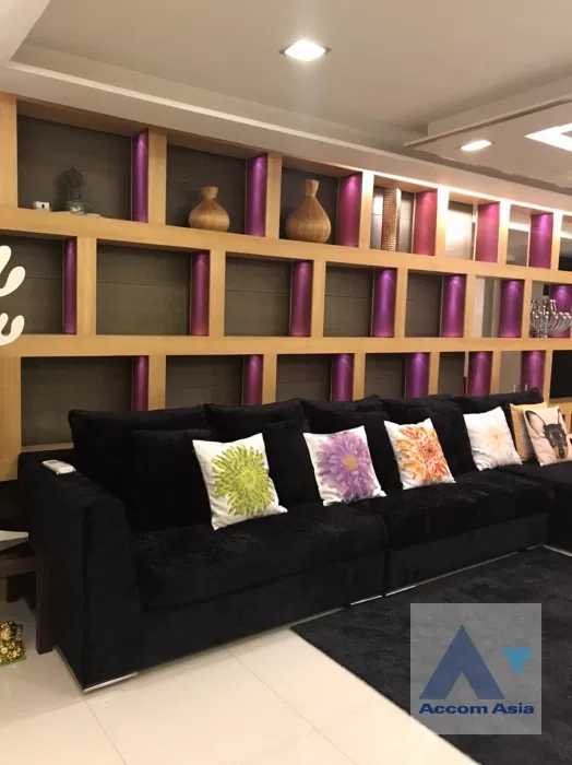 picture 🔼🔽 AccomA 📩 3 BR Condominium @Pearl Garden (25058) - 3/20