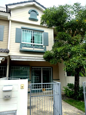 ทาวน์โฮม ถนนบางนา - ตราด : P ขายทาวน์เฮ้าส์ 2 ชั้นหมู่บ้านอินดี้ บางนา กม.7(1) 20 ตารางวา