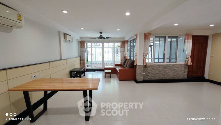 3-bed house for rent, 150.2 sqm, 42.5 sq wah, Khlong Toei