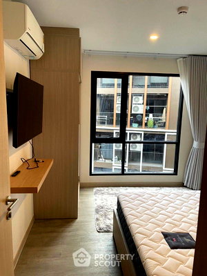 Condos for rent : Well-Priced 1-BR 40 Sqm At The Shade Sathorn 1 Near MRT Khlong Toei (ID 2333344)