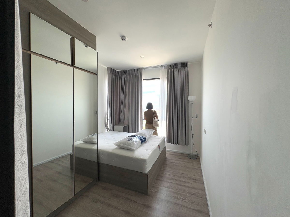 รูป ห้องใหญ่ 2 ห้องนอน วิวสวย 🌇 เหมาะสำหรับคนชอบพื้นที่ใช้สอย knightsbridge sukhumvit-thepharak ทำเลดี ใกล้รถไฟฟ้า 2 สาย  เฟอร์ครบพร้อมอยู่ 🛋️ - รูปที่ 3/26