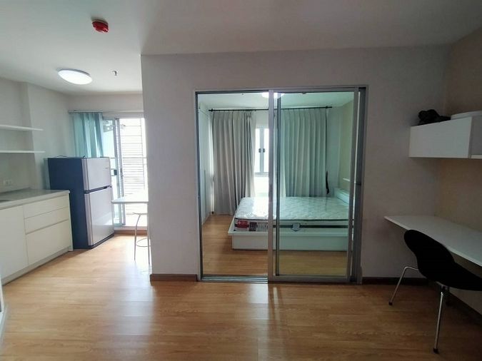 💥💥ขายด่วน!! คอนโด The Trust Residence Pinklao 1 Bed 29.07 SQ.M. ชั้น 28 วิวสระ เพียง 1.55 ล้านบาท!! สอบถามได้ที่ LINE ID: @atfirm💥💥