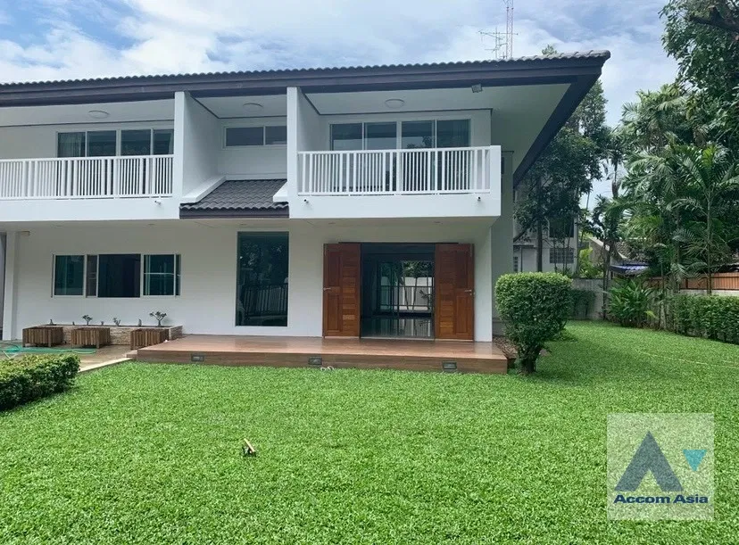 picture 🔼🔽 AccomA 📩 3 BR House @Panya Pattanakarn Village (AA26814) - 1/19