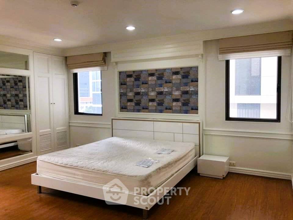 รูป ราคาน่าสนใจ 2 ห้องนอน 175 ตร.ม. Le Premier 1 Condominium ใกล้ MRT สุขุมวิท (ID 1837476) - รูปที่ 1/13