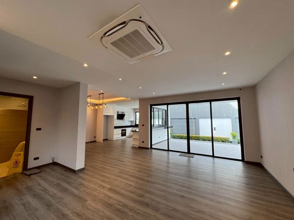 รูป 🔥ทุบราคาพิเศษ ก่อนปิดเฟส🔥ขาย luxury โลเคชั่นดี เดินทางสะดวก บ้านแหวน-หางดง ตกแต่งภายในสุดหรูหรา มาพร้อมอุปกรณ์อำนวยความสะดวกครบครัน SW003035 - รูปที่ 3/27