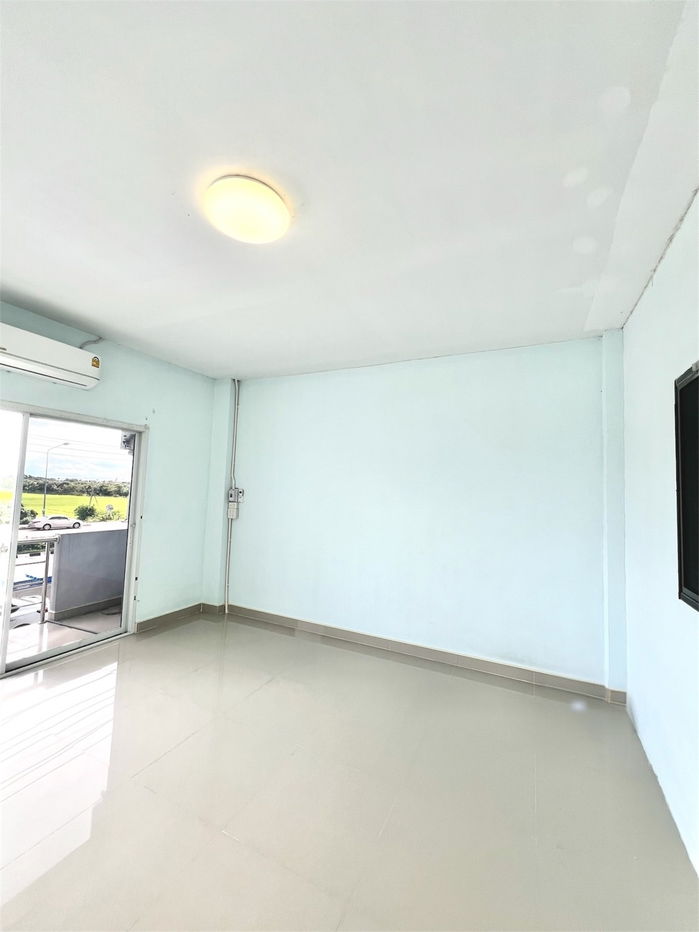 รูป ขายอาคารพาณิชย์ 2 ชั้น ทำเลทอง บนถนนเลี่ยงเมืองสุพรรณบุรี ต. รั้วใหญ่ อ.เมืองสุพรรณบุรี - รูปที่ 10/14