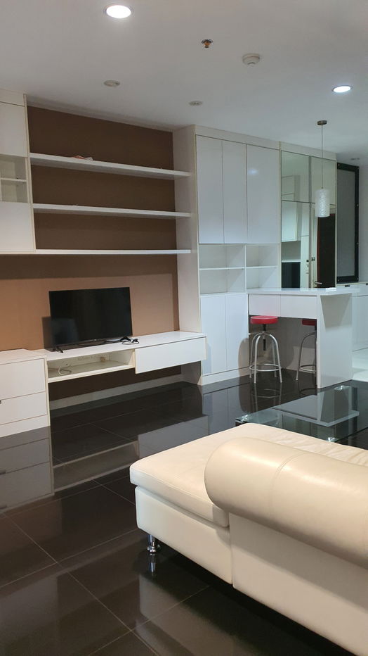 picture For rent : FourWings Condo 1 beds 2 baths 70 Sqm.20 FL.Green View 0869888099 Line ID: dhiradhn                       - 15/39