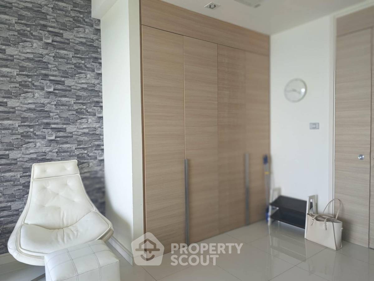 รูป คอนโด 1-ห้องนอน ที่ รีเฟล็คชั่น จอมเทียน บีช พัทยา ใกล้ เมืองพัทยา (ID 1914329) - รูปที่ 4/11